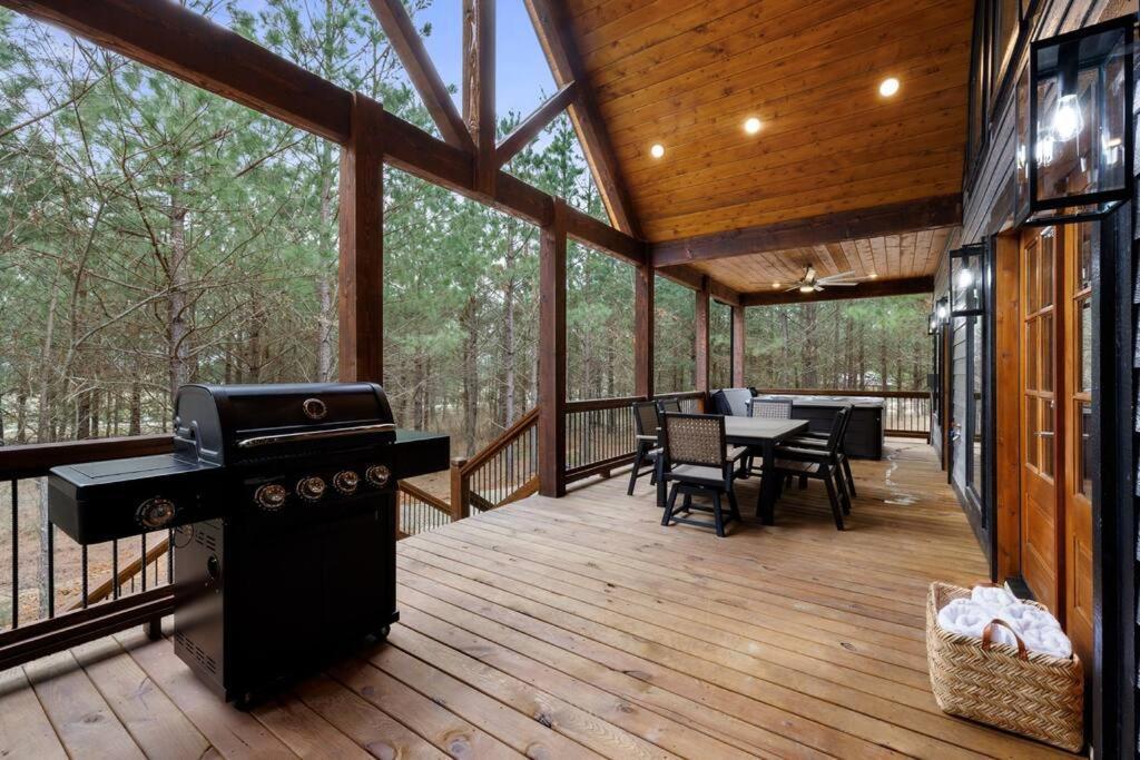 Lone Pine Lodge. Brand New! 2 Bedroom Luxury Cabin. Broken Bow Eksteriør billede